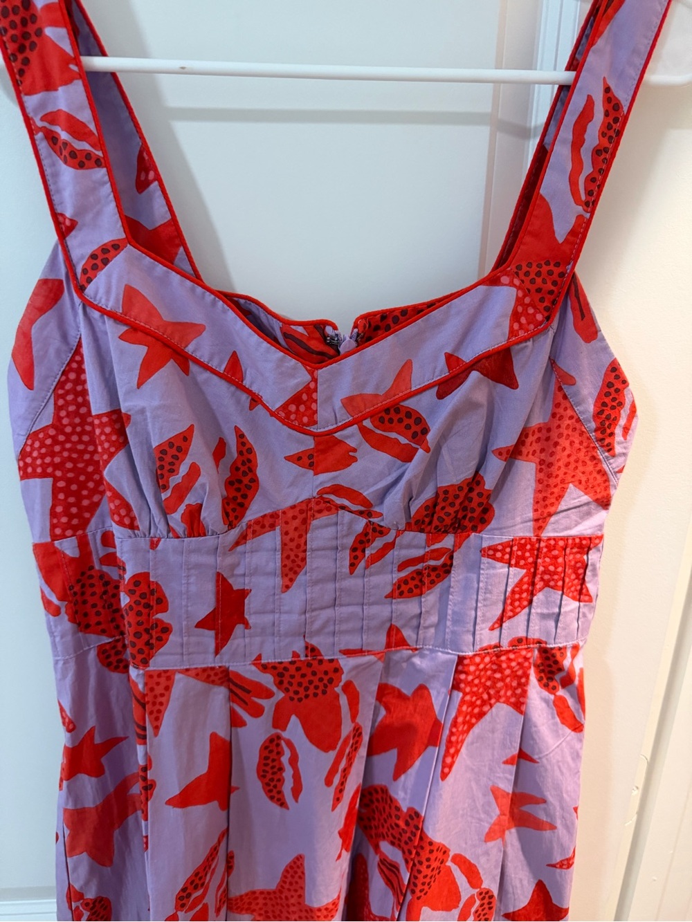FARM Rio Lavender Midi Dress with Bold Red Sea-Life Print - Picture 2 of 4